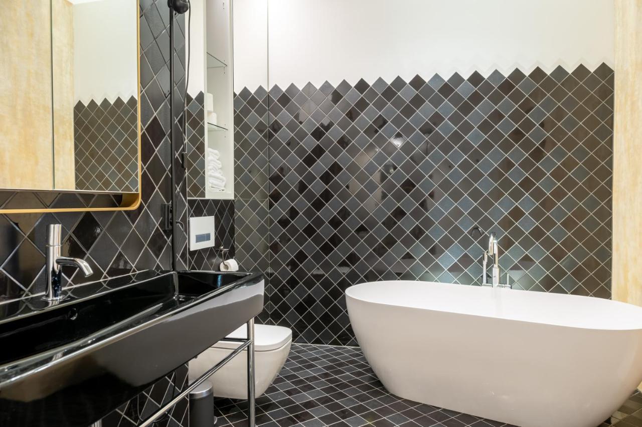 Luxury Old Town Apt, Parking Apartment Prag